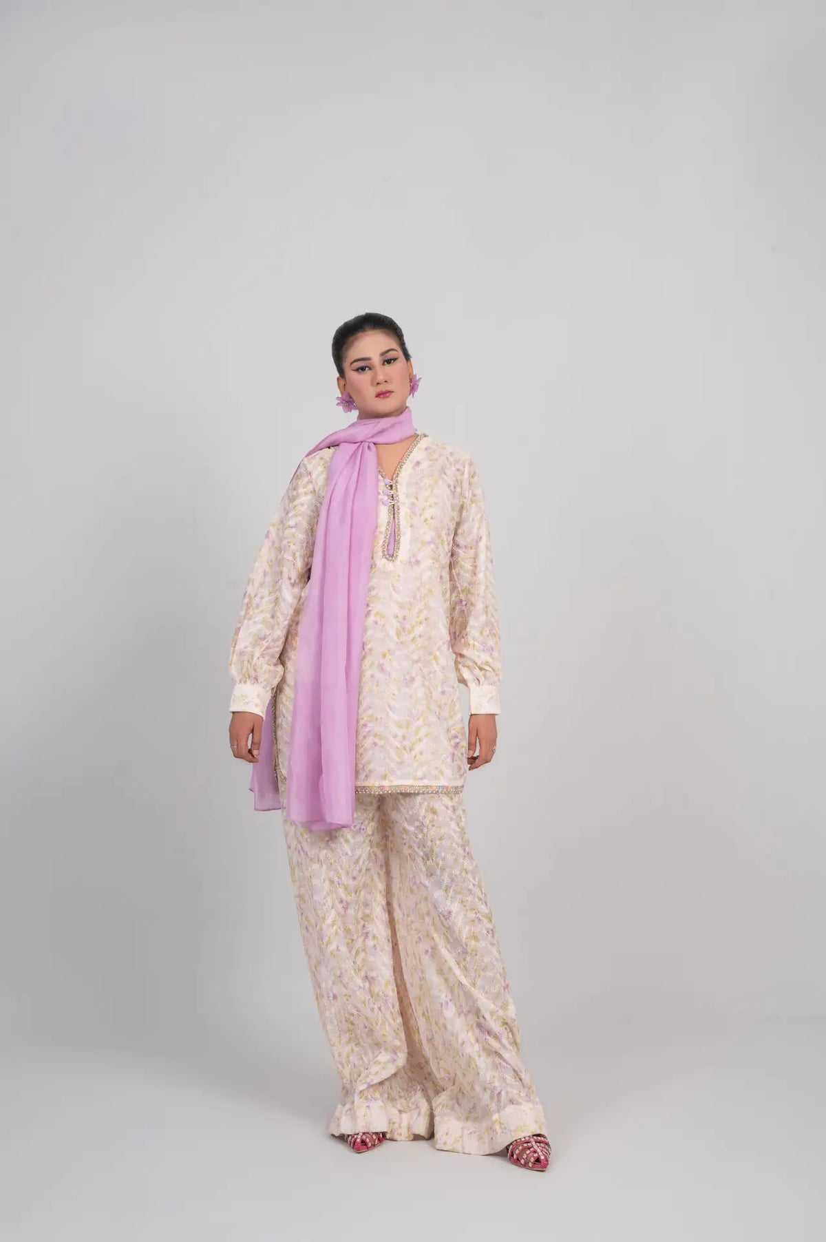 Gul e Rana premium embroidered lawn 3-piece suit by Mosmi Pakistan