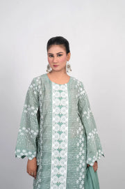 Mahpara premium embroidered lawn 3-piece suit by Mosmi Pakistan